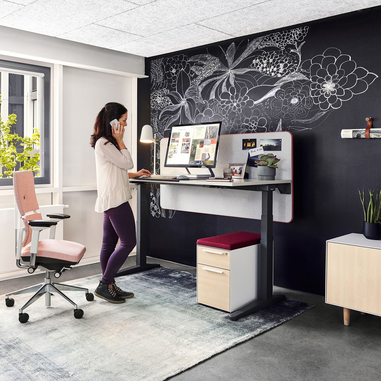 Steelcase Ology Sit-to-Stand Desk (Renewed)