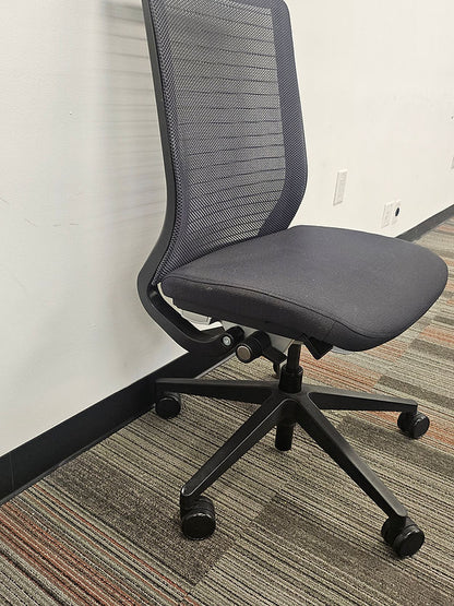 Steelcase Think 465 Armless Chair